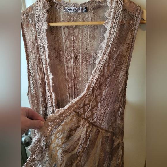 Oragami Lace Duster Vest with High-Low Hem M - Picture 9 of 12